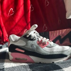 Nike Air Max 90 Pink Black Sneakers